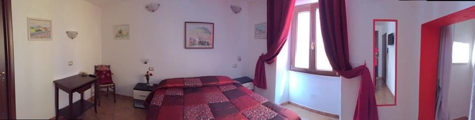 Ada'S Guest House Bosa Ruang foto